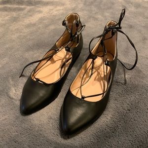 Black ballet flats
